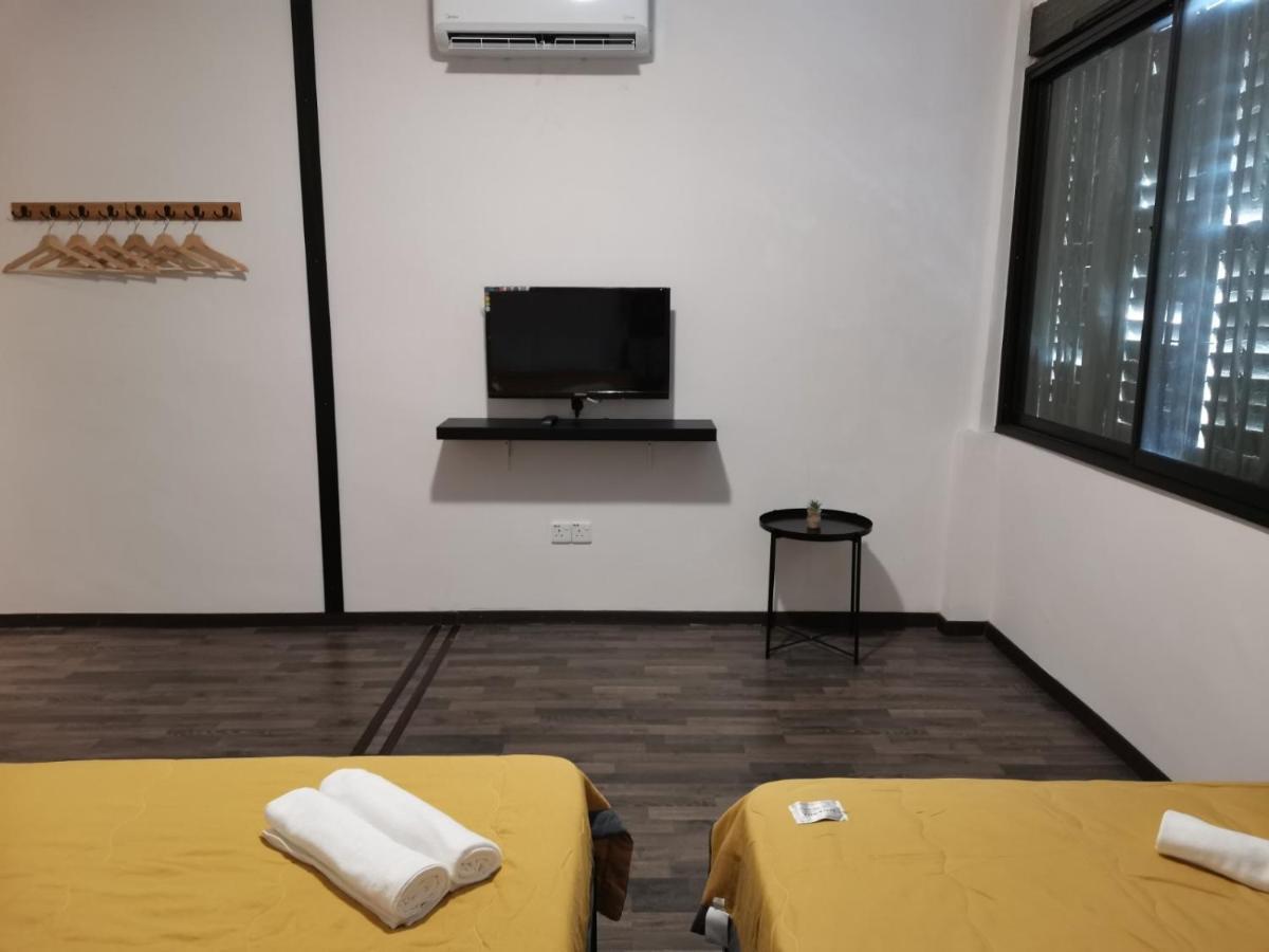 G Fortune Guest House+ George Town Exterior foto